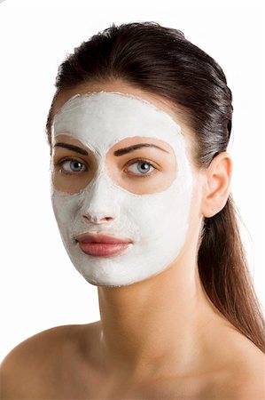 simsearch:400-07952664,k - young woman brunette with during a treatment with a beauty mask on her face Foto de stock - Super Valor sin royalties y Suscripción, Código: 400-04189154