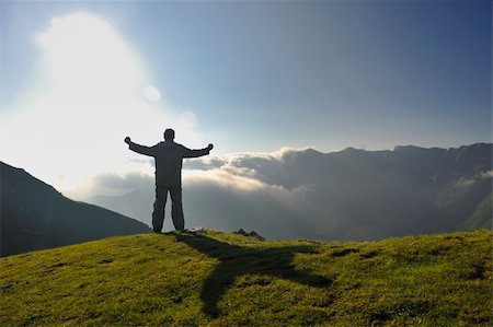 simsearch:400-03925043,k - healthy young man practice youga in height mountain at early morning and sunrise Photographie de stock - Aubaine LD & Abonnement, Code: 400-04194872