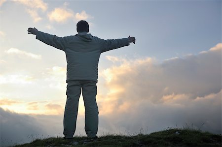 simsearch:400-03925043,k - healthy young man practice youga in height mountain at early morning and sunrise Photographie de stock - Aubaine LD & Abonnement, Code: 400-04195088