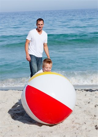 simsearch:400-04114591,k - Animated father and his son playing with a ball at the beach Stock Photo - Budget Royalty-Free & Subscription, Code: 400-04195330
