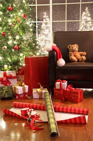 Christmas tree with gifts and teddy bear on chair Stock Photo - Budget Royalty-Free & Subscription, Code: 400-04199927