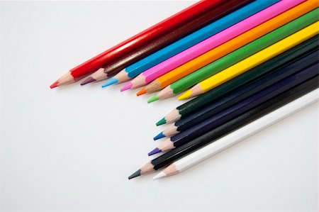 simsearch:400-04870195,k - Close up of many colored pencils isolated Foto de stock - Super Valor sin royalties y Suscripción, Código: 400-04199994