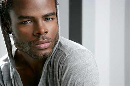 simsearch:400-04122990,k - African american cute black young man closeup portrait Foto de stock - Royalty-Free Super Valor e Assinatura, Número: 400-04205423