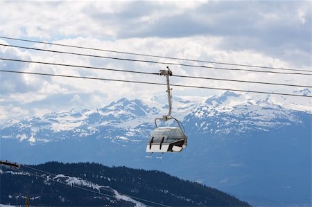 simsearch:400-04303416,k - Chair lift for the ski runs at Whistler Peak in British Columbia, Canada Stock Photo - Budget Royalty-Free & Subscription, Code: 400-04206559