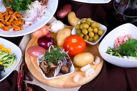 simsearch:400-08495123,k - Many food dishes on the restaurant table Stock Photo - Budget Royalty-Free & Subscription, Code: 400-04216952
