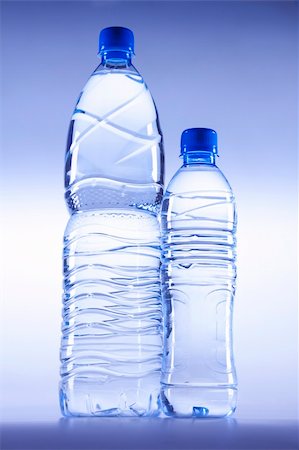 simsearch:400-04575721,k - Fresh water drink on blue background Stock Photo - Budget Royalty-Free & Subscription, Code: 400-04211024