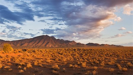 flinders range national park - Flinders Ranges Mountains in the evening, sunset Stock Photo - Budget Royalty-Free & Subscription, Code: 400-04224632