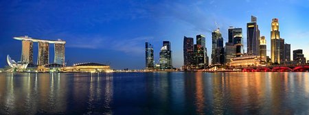 Singapore Skyline from Marina Bay  Esplanade at Night Panorama Photographie de stock - Aubaine LD & Abonnement, Code: 400-04226322