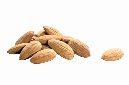 simsearch:400-04377067,k - Pile of almonds isolated on white background Stock Photo - Budget Royalty-Free & Subscription, Code: 400-04226575
