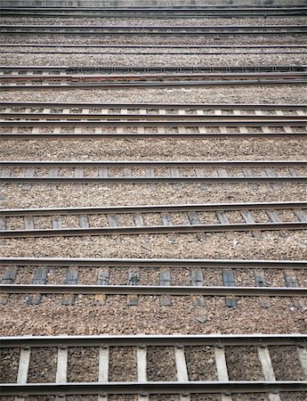 simsearch:400-05883568,k - Background of many parallel railroad tracks in a yard Photographie de stock - Aubaine LD & Abonnement, Code: 400-04226727