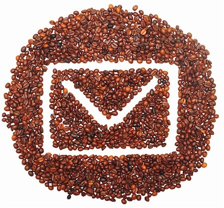 simsearch:400-04546601,k - envelope icon is lined with coffee beans on white background Foto de stock - Royalty-Free Super Valor e Assinatura, Número: 400-04226892