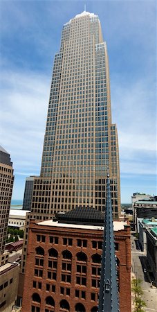 simsearch:400-04228663,k - Tallest skyscraper in Cleveland, Ohio, USA. Photographie de stock - Aubaine LD & Abonnement, Code: 400-04228646