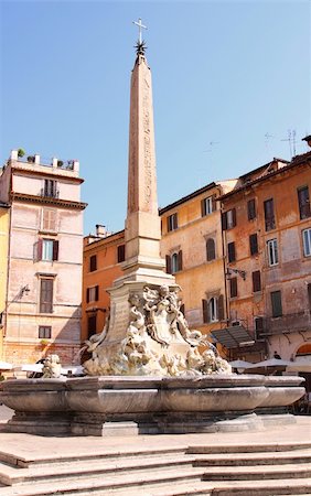 simsearch:400-05355685,k - Pantheon, Detail of fountain on Piazza della Rotonda in Rome, Italy Fotografie stock - Microstock e Abbonamento, Codice: 400-04220213