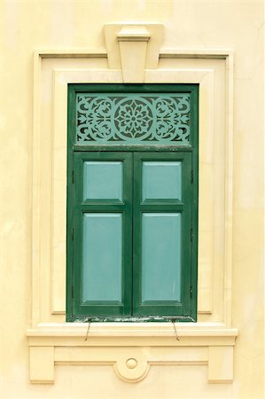 Green Window Photographie de stock - Aubaine LD & Abonnement, Code: 400-04221350