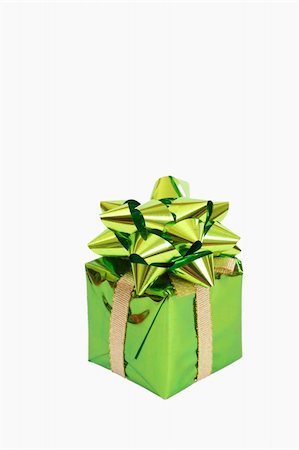 simsearch:400-04353306,k - Green gift box with a bow for Christmas or Valentines Day isolated on white background with copy space Stock Photo - Budget Royalty-Free & Subscription, Code: 400-04235898