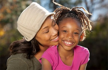 African American mother and child enjoying spending time together Photographie de stock - Aubaine LD & Abonnement, Code: 400-04236544