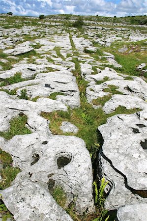 dolmen - The Burren, a great rocky expanse in County Clare, Ireland Fotografie stock - Microstock e Abbonamento, Codice: 400-04238572