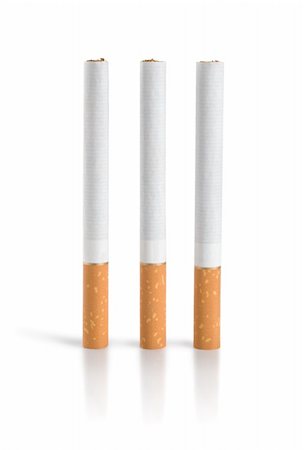 simsearch:695-03381045,k - Three cigarettes Isolated on white background (Path) Photographie de stock - Aubaine LD & Abonnement, Code: 400-04231629