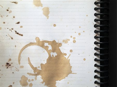 simsearch:400-04085179,k - Coffee stains on blank white note book Photographie de stock - Aubaine LD & Abonnement, Code: 400-04231782