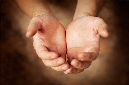 supplier - Empty hands of a man. Very short depth of field. Photographie de stock - Aubaine LD & Abonnement, Code: 400-04232160