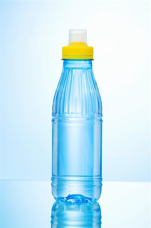 simsearch:400-04792707,k - Water bottle against the background Stock Photo - Budget Royalty-Free & Subscription, Code: 400-04243171