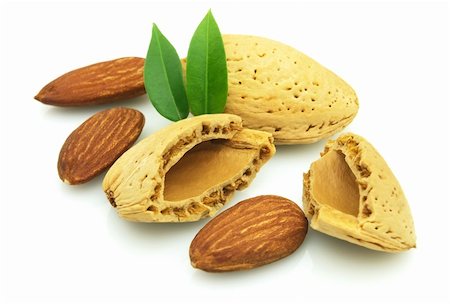 Sweet almonds with leaves Stock Photo - Budget Royalty-Free & Subscription, Code: 400-04243221