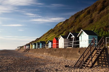 simsearch:400-06638821,k - Colourful beach huts on the Cromer beach Stock Photo - Budget Royalty-Free & Subscription, Code: 400-04258100