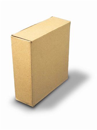 simsearch:400-04407352,k - closed brown paper box on white Photographie de stock - Aubaine LD & Abonnement, Code: 400-04259974