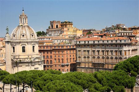 Traian column and Santa Maria di Loreto in Rome, Italy Stock Photo - Budget Royalty-Free & Subscription, Code: 400-04259985