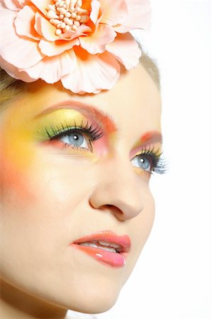 simsearch:400-04590632,k - Close-up portrait of summer fashion creative eye make-up in yellow and green tones Stock Photo - Budget Royalty-Free & Subscription, Code: 400-04264258