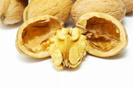 simsearch:400-04415203,k - fresh walnuts isolated on a white background Fotografie stock - Microstock e Abbonamento, Codice: 400-04266977