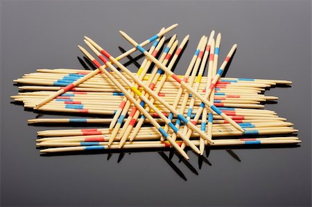 simsearch:400-04811369,k - Wooden sticks to play the Mikado on a black background Stock Photo - Budget Royalty-Free & Subscription, Code: 400-04269180