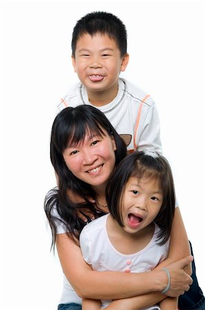 simsearch:400-04833477,k - Asian mother and children on white background Stock Photo - Budget Royalty-Free & Subscription, Code: 400-04269451