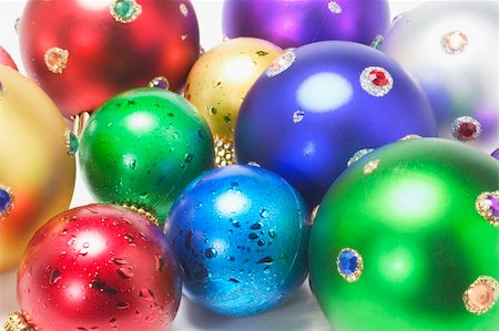 simsearch:400-04774467,k - Christmas Ornaments on White Background Stock Photo - Budget Royalty-Free & Subscription, Code: 400-04269545