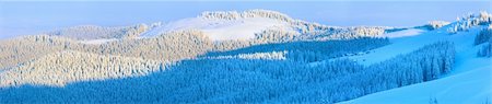 simsearch:400-04639977,k - Morning winter calm mountain panorama with sheds group on slope (Carpathian Mountains, Ukraine).  Four shots stitch image. Photographie de stock - Aubaine LD & Abonnement, Code: 400-04260098