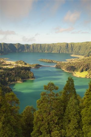 flores azores - Caldeira - lakes on the san Miguel Island , Azores, Portugal Stock Photo - Budget Royalty-Free & Subscription, Code: 400-04260736