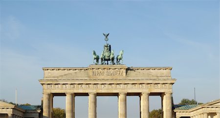 Brandenburger Tor (Brandenburg Gate), famous landmark in Berlin, Germany Photographie de stock - Aubaine LD & Abonnement, Code: 400-04262404