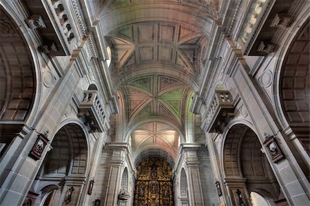 simsearch:400-05119652,k - Dramatic light on the ceiling inside church in Mosteiro de Poio in Spain Stock Photo - Budget Royalty-Free & Subscription, Code: 400-04276487
