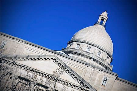 simsearch:400-05292353,k - State Capitol of Kentucky - Vintage style photo Photographie de stock - Aubaine LD & Abonnement, Code: 400-04277465