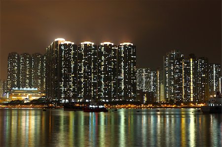 simsearch:862-03351951,k - Hong Kong at night Photographie de stock - Aubaine LD & Abonnement, Code: 400-04270987