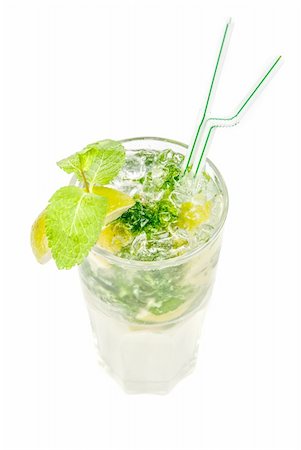 simsearch:400-04877523,k - mojito alcohol fresh cocktail isolated on a white Foto de stock - Super Valor sin royalties y Suscripción, Código: 400-04271969