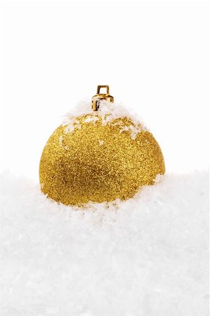 simsearch:400-05891304,k - Christmas ball with snow Foto de stock - Royalty-Free Super Valor e Assinatura, Número: 400-04288074