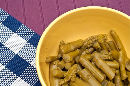 simsearch:400-04759345,k - Close Up of Bowl of Canned Asparagus Food Concept. Stockbilder - Microstock & Abonnement, Bildnummer: 400-04281302