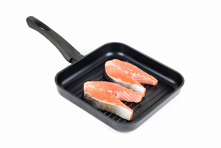 simsearch:400-07044537,k - trout steak at grill pan on a white background Foto de stock - Super Valor sin royalties y Suscripción, Código: 400-04281855