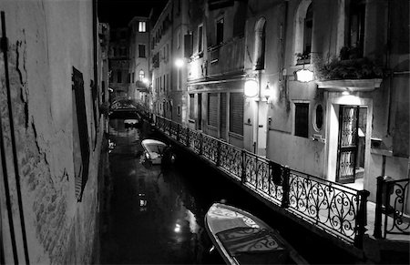 View of the town of Venice (Venezia) in Italy - at night Stock Photo - Budget Royalty-Free & Subscription, Code: 400-04282253