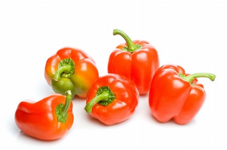 group fo red bell peppers on white background Foto de stock - Royalty-Free Super Valor e Assinatura, Número: 400-04296556