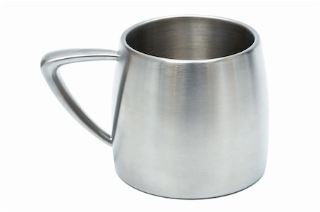 simsearch:628-02615924,k - new steel cup on a white background Foto de stock - Royalty-Free Super Valor e Assinatura, Número: 400-04298503