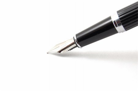 simsearch:400-07219362,k - fountain pen isolated on a white background Foto de stock - Super Valor sin royalties y Suscripción, Código: 400-04290698