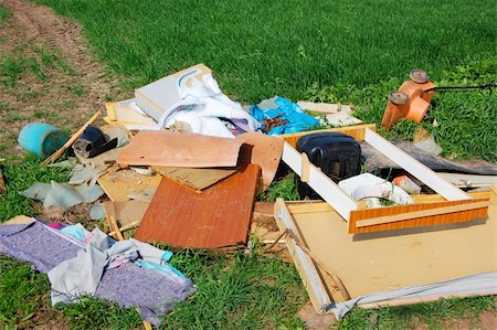 simsearch:400-06743764,k - garbage and rubbish in the nature showing dirty environment and pollution Stockbilder - Microstock & Abonnement, Bildnummer: 400-04290724