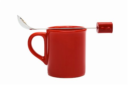 espuma (líquida) - red mug from coffee on a white background Stock Photo - Budget Royalty-Free & Subscription, Code: 400-04305840